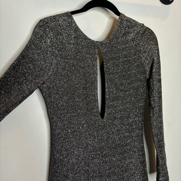 House of Harlow 1960 x Revolve Metallic Gown - Picture 4 of 10